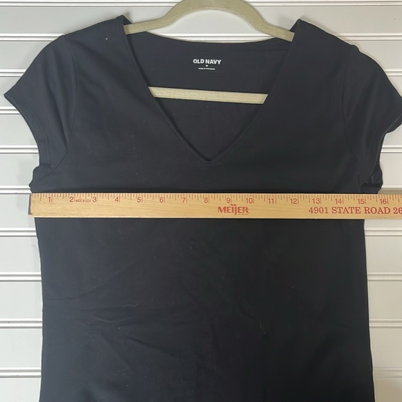 Old Navy Fitted Short-Sleeve V-Neck Bodysuit for Women medium Black - Picture 6 of 10